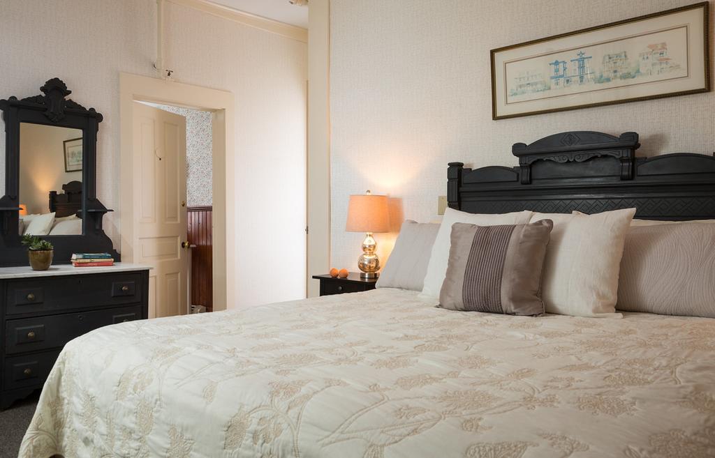 The Carroll Villa Hotel เคปเมย์ ภายนอก รูปภาพ