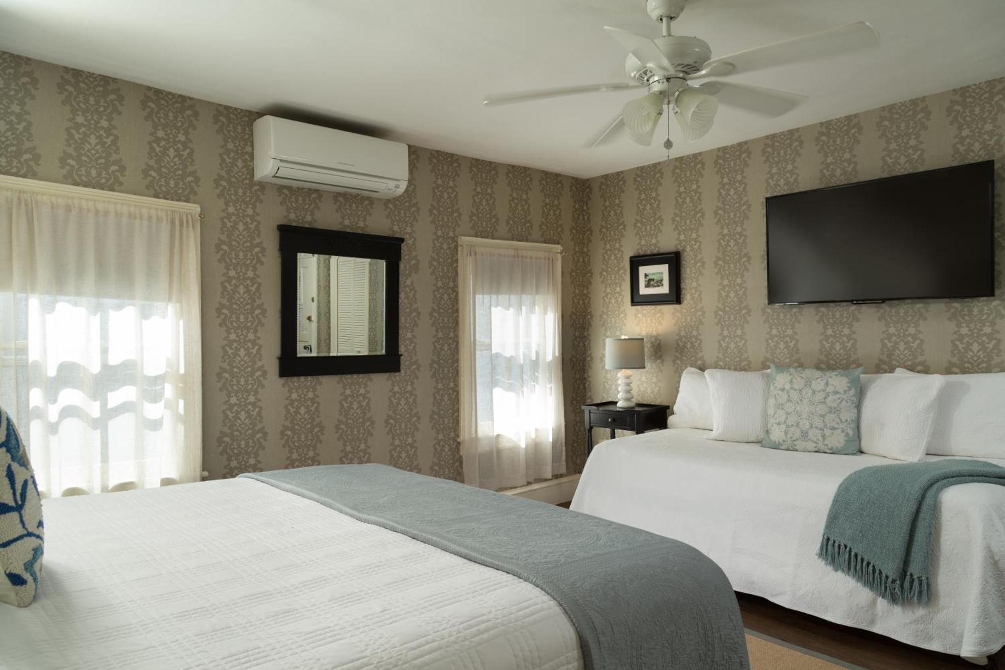 The Carroll Villa Hotel เคปเมย์ ภายนอก รูปภาพ