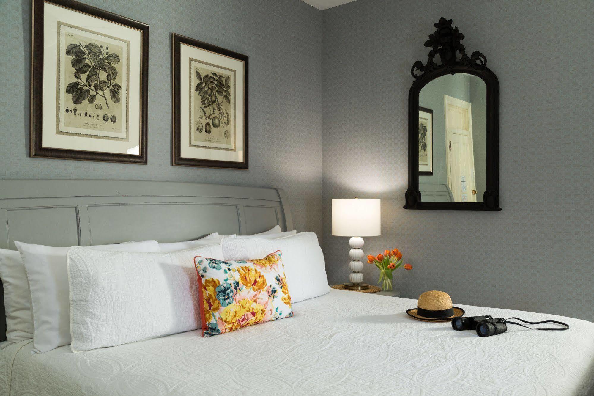 The Carroll Villa Hotel เคปเมย์ ภายนอก รูปภาพ